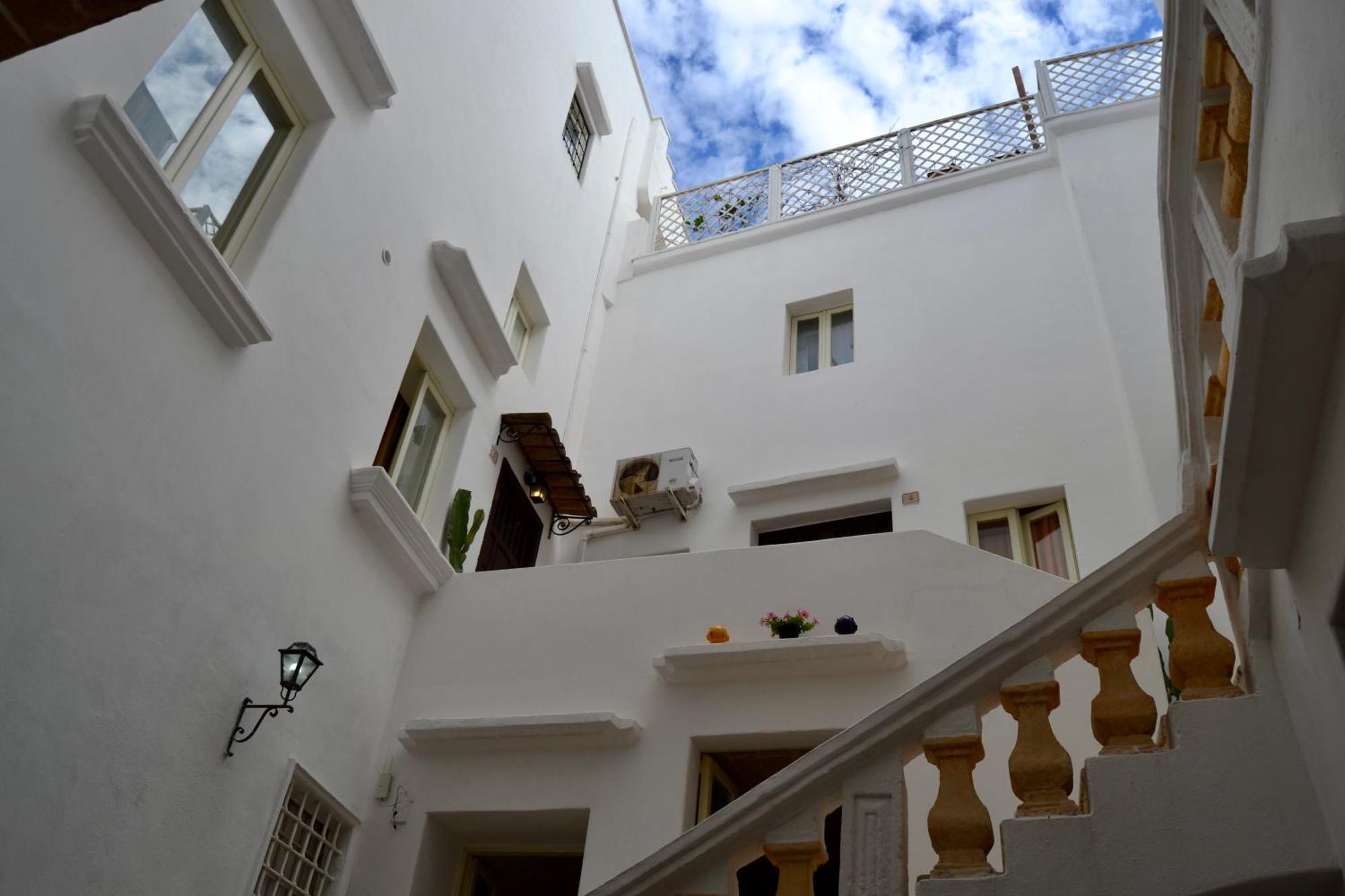 Kallistos Suites & Apartments กัลลีโปลี ภายนอก รูปภาพ