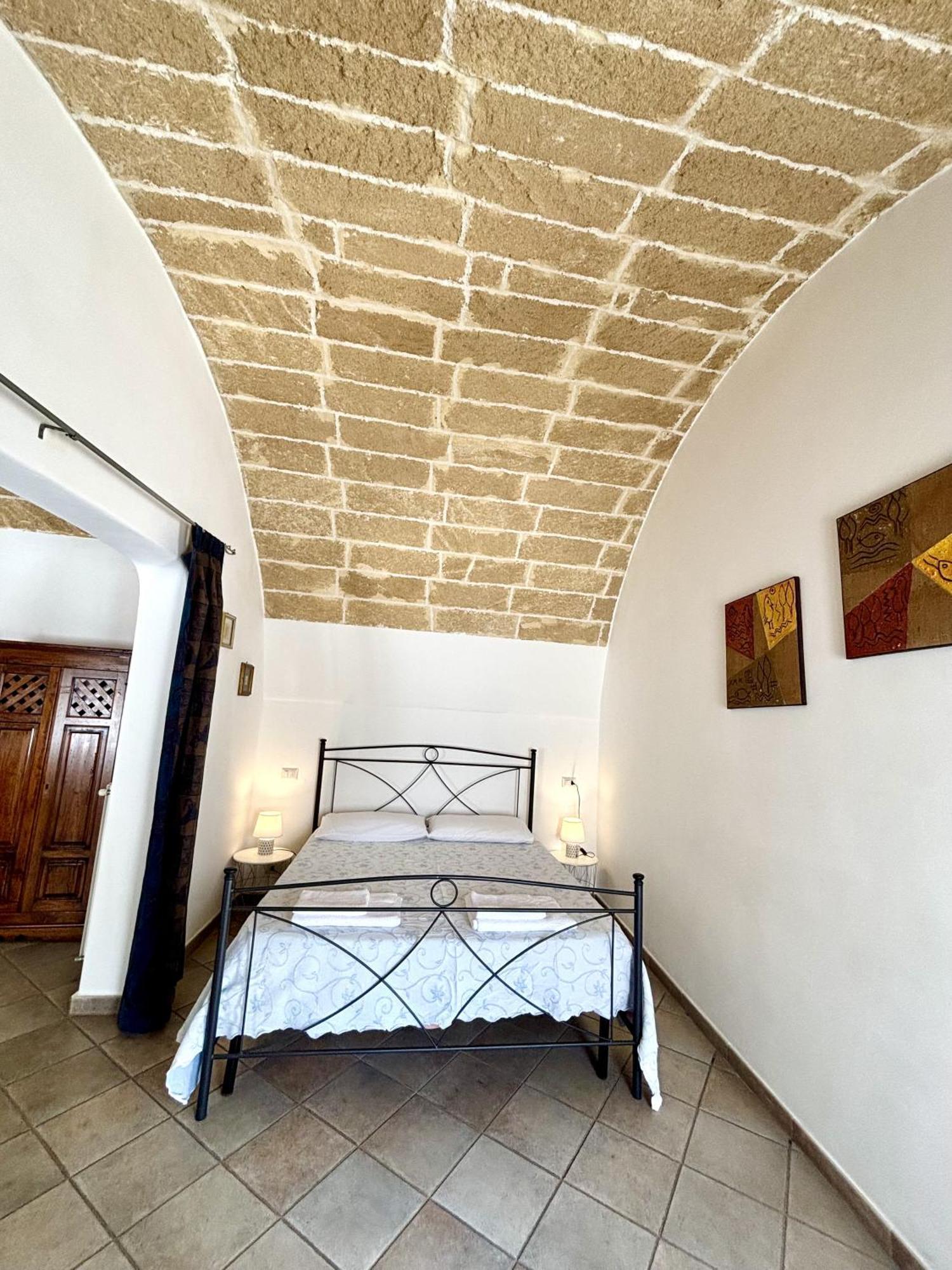 Kallistos Suites & Apartments กัลลีโปลี ภายนอก รูปภาพ